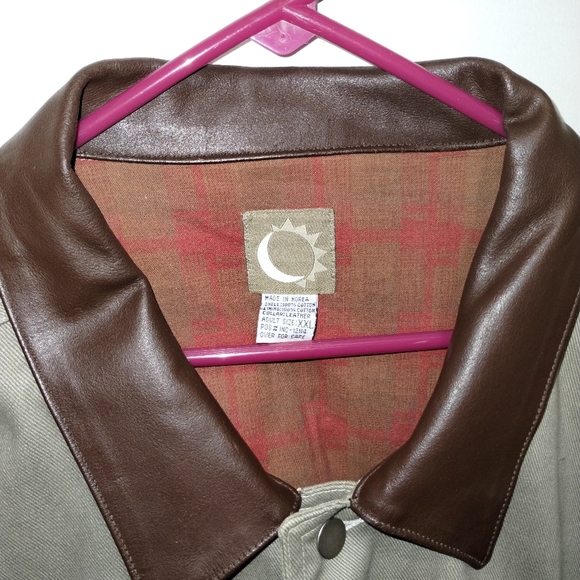 Jacket - Picture 4 of 4